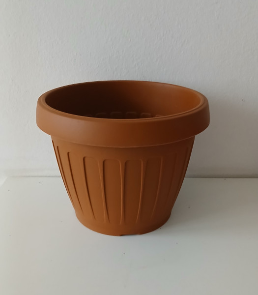 Müanyag kaspó, hordó alakú terracotta 17,5 cm